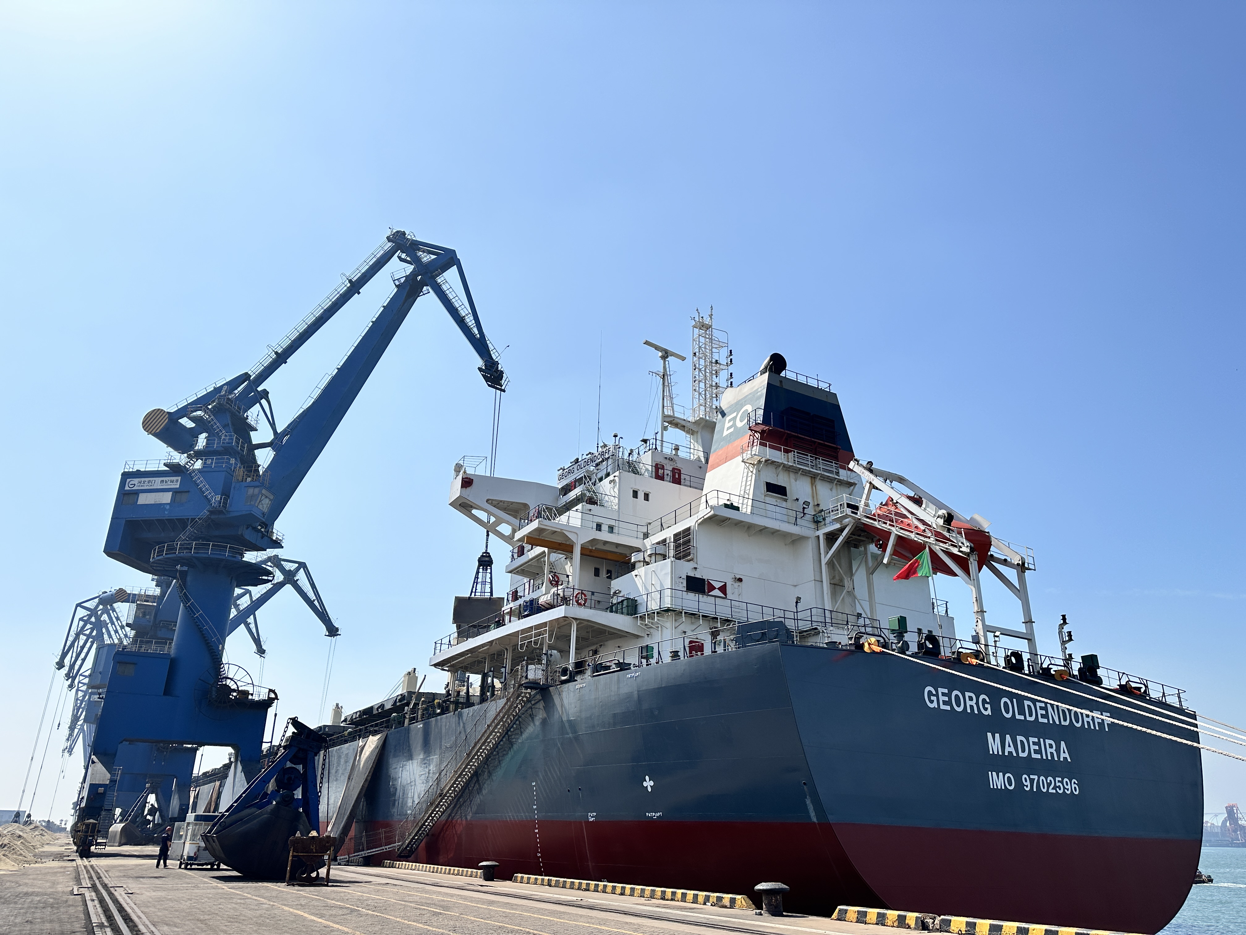 EU carbon border adjustment mechanism and industrial port scene